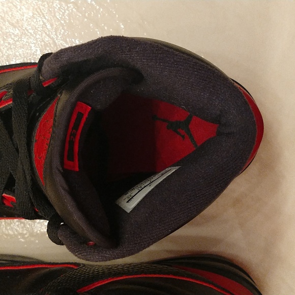 Air Jordan 2 Retro Black/Varsity Red (2016) - Picture 10 of 14